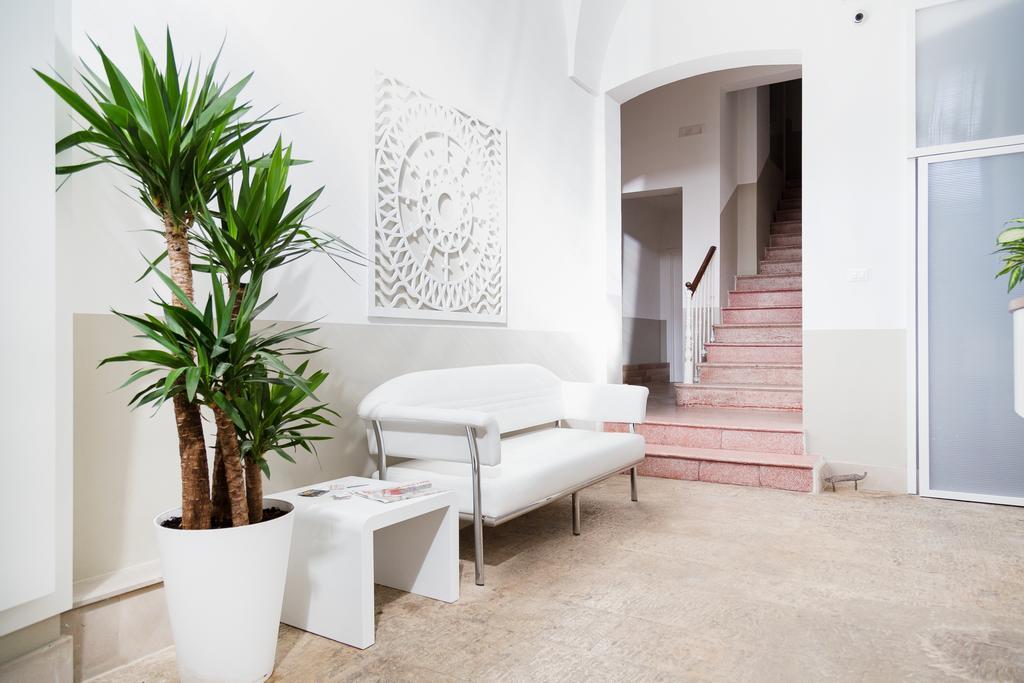 Palazzo Massari Lecce Exterior foto