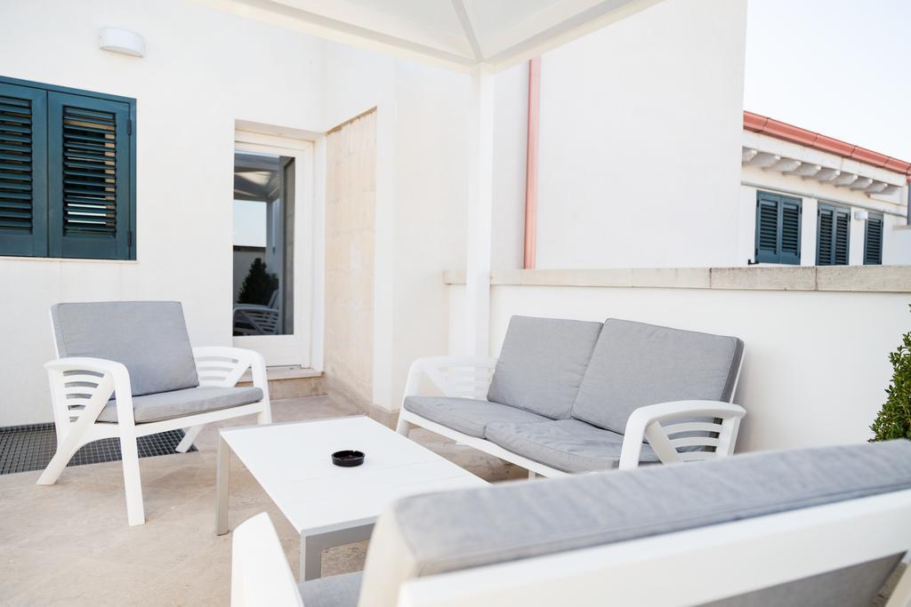 Palazzo Massari Lecce Exterior foto